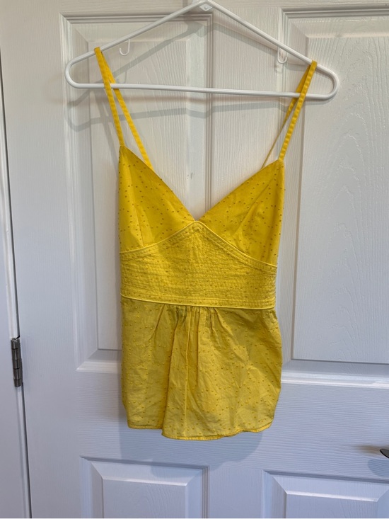 Marc Jacobs Tops - Marc Jacobs Yellow tank